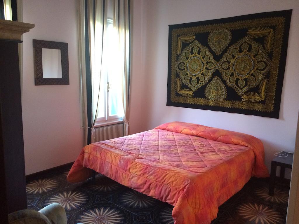Bed & Breakfast Don Carlos San Martino di Lupari Habitación foto